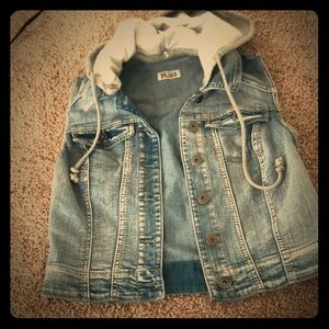 Jean vest with hood